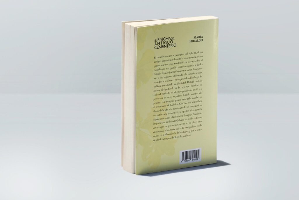 Diseño editorial y maquetación de la novela "El enigma del antiguo cementerio" de María Hidalgo.